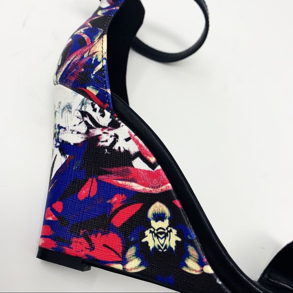 ALDO Floral Matted Wedge Sandals - Picture 7 of 8